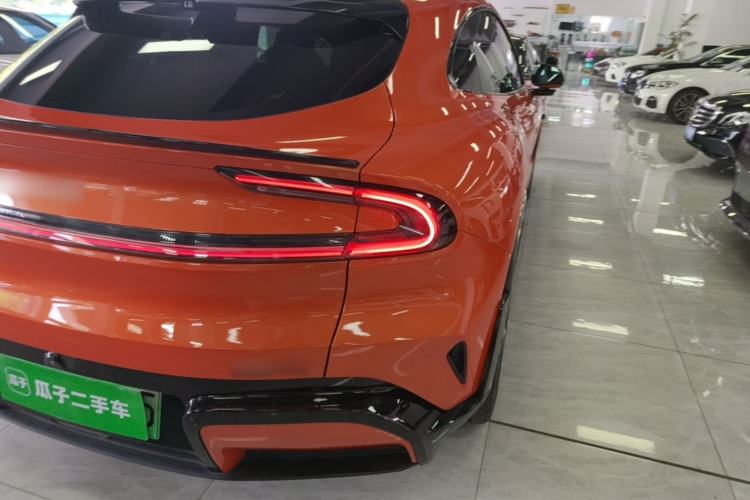 Used Xiaomi Auto YU7 2025 Ultra-Long Range High-Performance All-Wheel-Drive Max Edition Right Rear Taillight