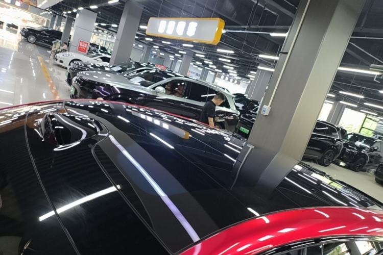 Used Xiaomi Auto YU7 2025 Ultra-Long Range High-Performance All-Wheel-Drive Max Edition Roof