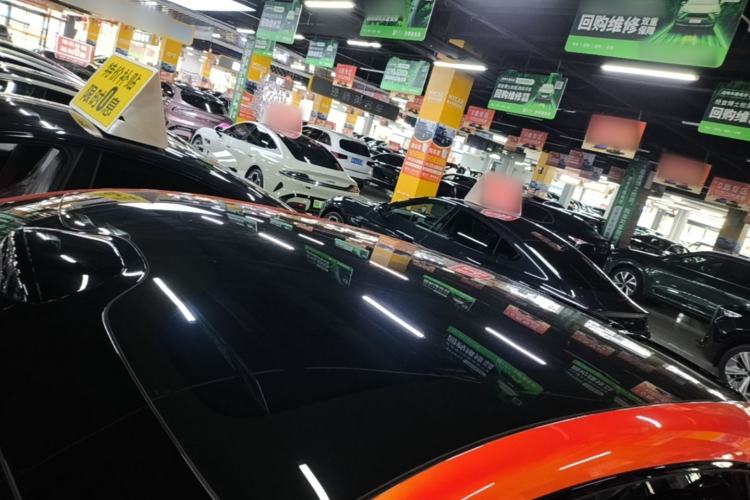 Used Xiaomi Auto YU7 2025 Ultra-Long Range High-Performance All-Wheel-Drive Max Edition Roof