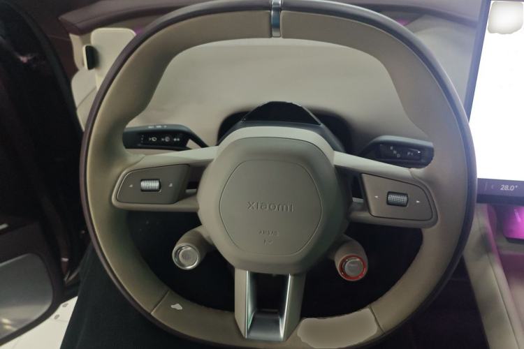 Used Xiaomi Auto YU7 2025 Ultra-Long Range All-Wheel Drive Pro Version Steering Wheel