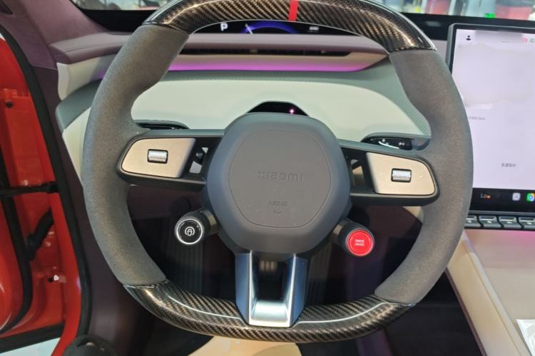 Used Xiaomi Auto YU7 2025 Ultra-Long Range High-Performance All-Wheel-Drive Max Edition Steering Wheel