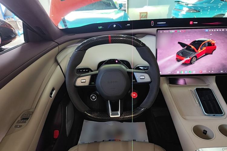 Used Xiaomi Auto YU7 2025 Ultra-Long Range High-Performance All-Wheel-Drive Max Edition Steering Wheel