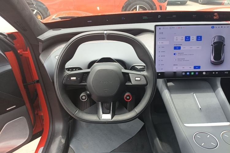 Used Xiaomi Auto YU7 2025 Ultra-Long Range High-Performance All-Wheel-Drive Max Edition Steering Wheel