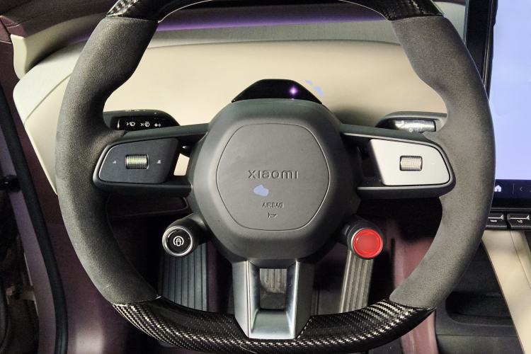 Used Xiaomi Auto YU7 2025 Ultra-Long Range High-Performance All-Wheel-Drive Max Edition Steering Wheel