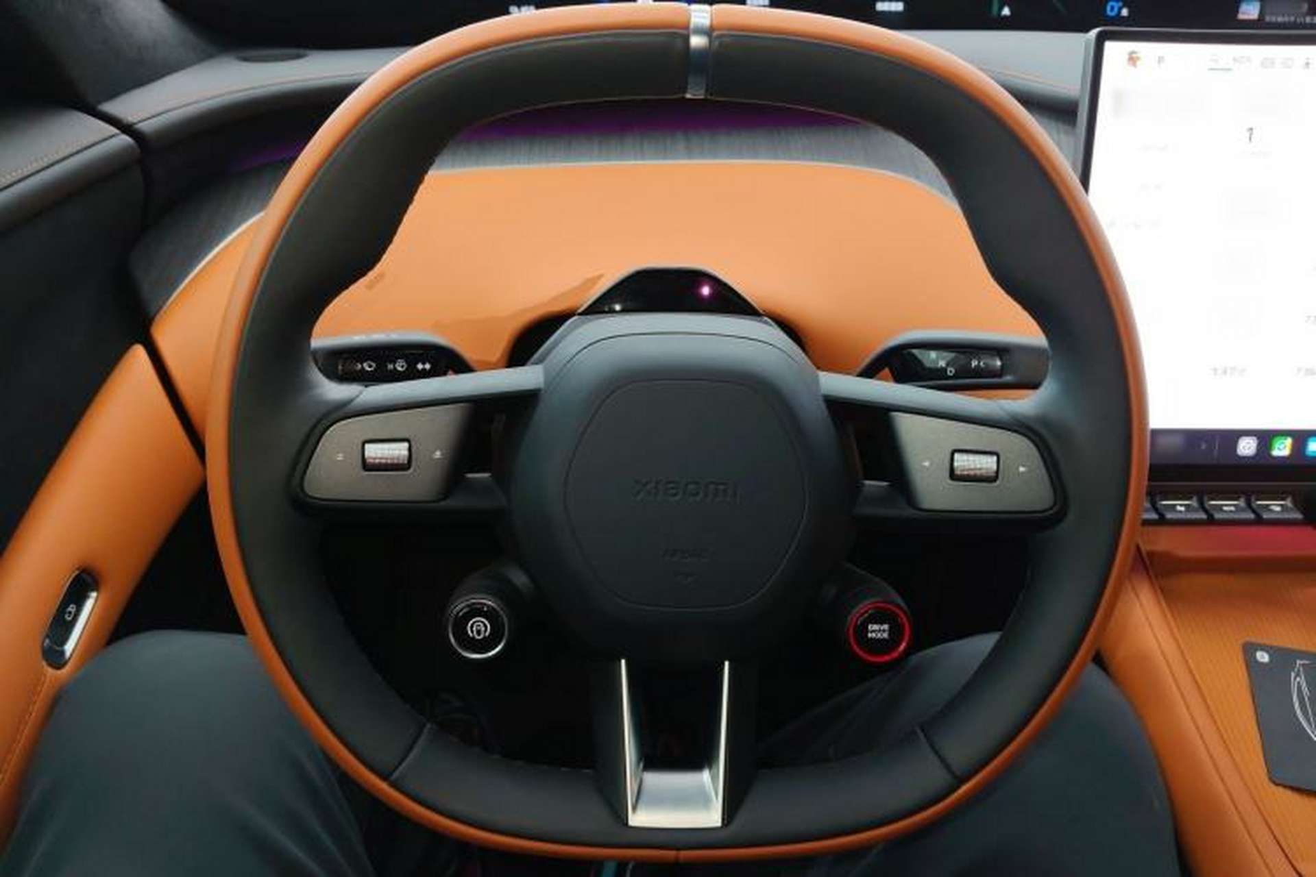 Used Xiaomi Auto YU7 2025 Ultra-Long Range High-Performance All-Wheel-Drive Max Edition Steering Wheel