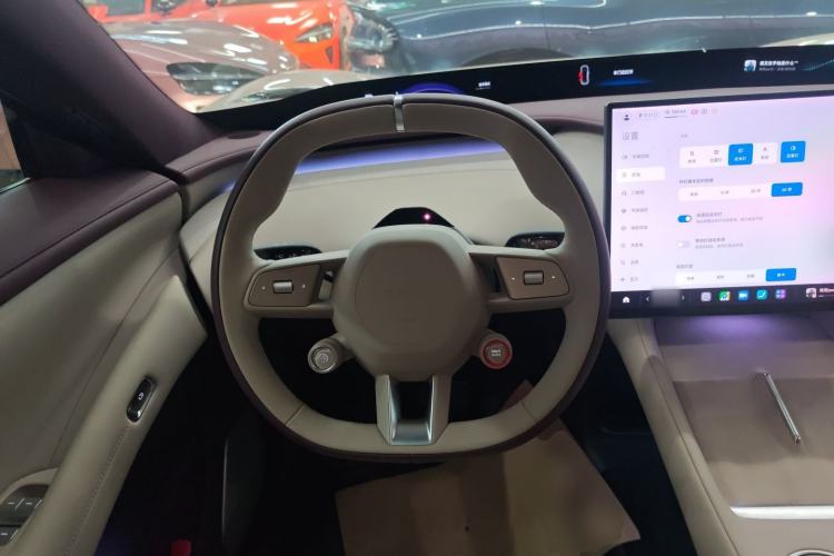 Used Xiaomi Auto YU7 2025 Ultra-Long Range All-Wheel Drive Pro Version Steering Wheel