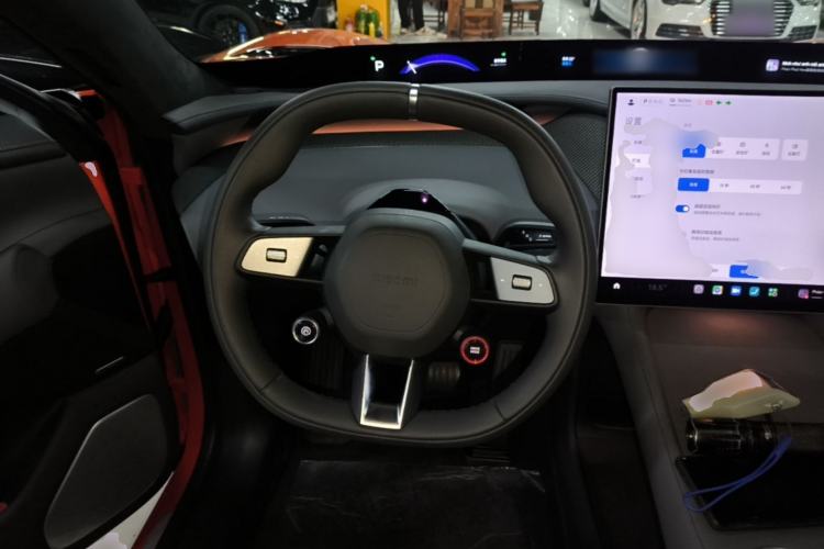 Used Xiaomi Auto YU7 2025 Ultra-Long Range High-Performance All-Wheel-Drive Max Edition Steering Wheel