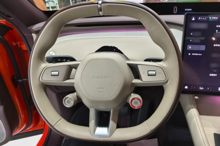 Used Xiaomi Auto YU7 2025 Ultra-Long Range Rear-Wheel Drive Version Steering Wheel
