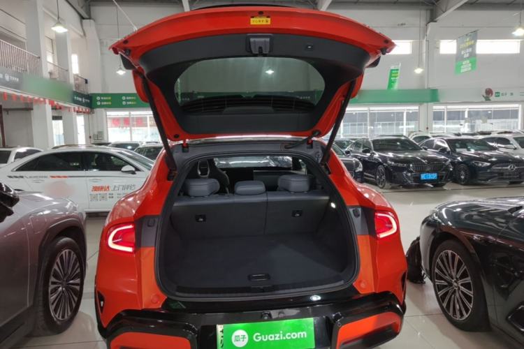 Used Xiaomi Auto YU7 2025 Ultra-Long Range High-Performance All-Wheel-Drive Max Edition Trunk