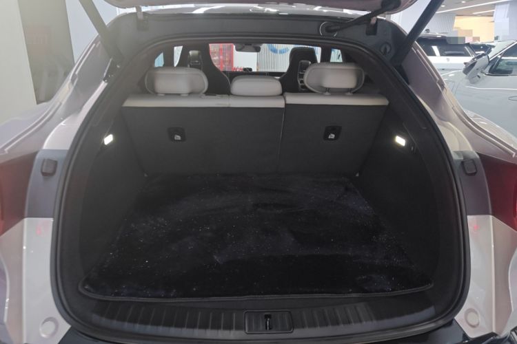 Used Xiaomi Auto YU7 2025 Ultra-Long Range All-Wheel Drive Pro Version Trunk