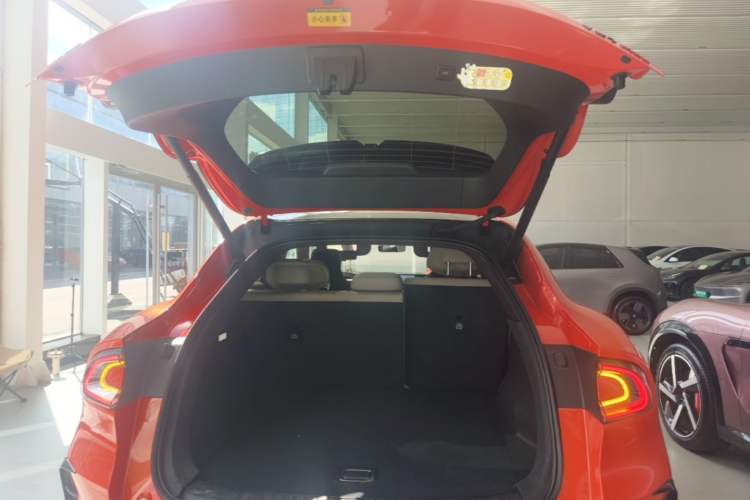 Used Xiaomi Auto YU7 2025 Ultra-Long Range All-Wheel Drive Pro Version Trunk