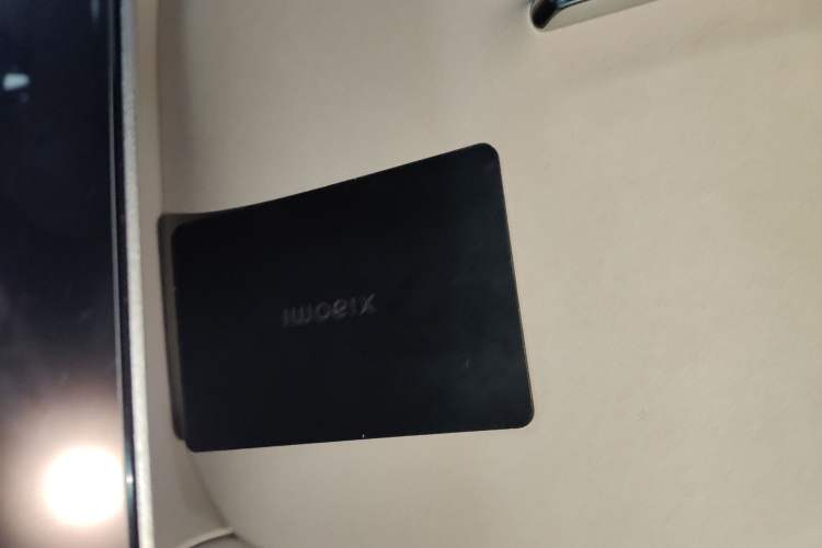 Used Xiaomi Auto YU7 2025 Ultra-Long Range High-Performance All-Wheel-Drive Max Edition Vehicle Key