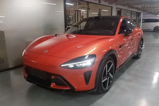 Used Xiaomi Auto YU7 2025 Ultra-Long Range High-Performance All-Wheel-Drive Max Edition