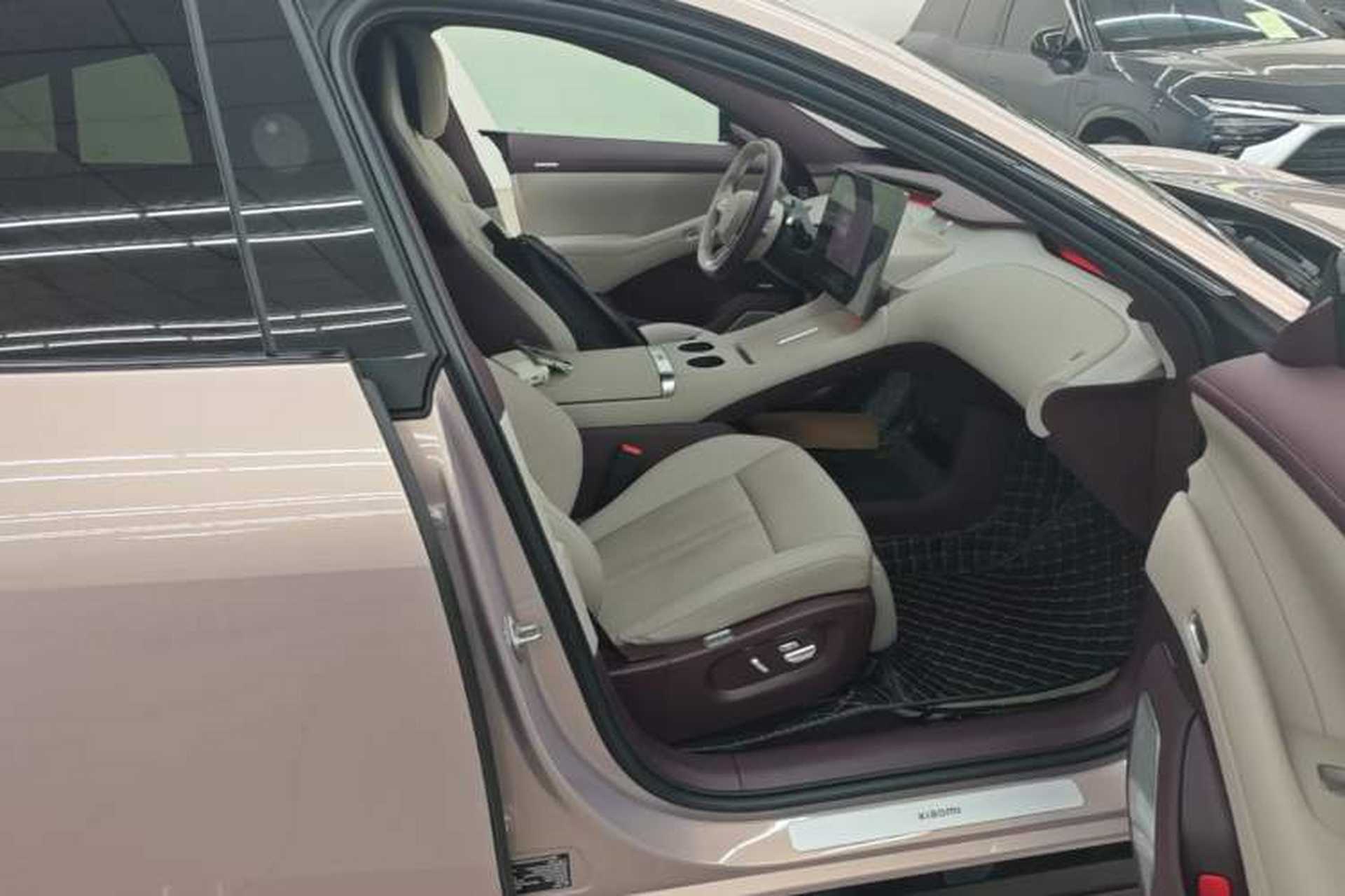 Used Xiaomi Auto YU7 2025 Ultra-Long Range All-Wheel Drive Pro Version Right Front Seat