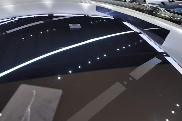 Used Xiaomi Auto YU7 2025 Ultra-Long Range High-Performance All-Wheel-Drive Max Edition Roof