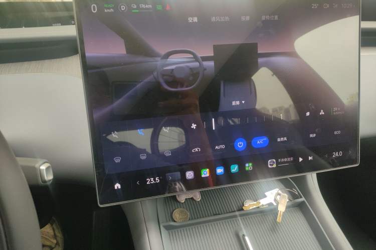 Used Xiaomi Auto YU7 2025 Ultra-Long Range All-Wheel Drive Pro Version Audio And AC Panel