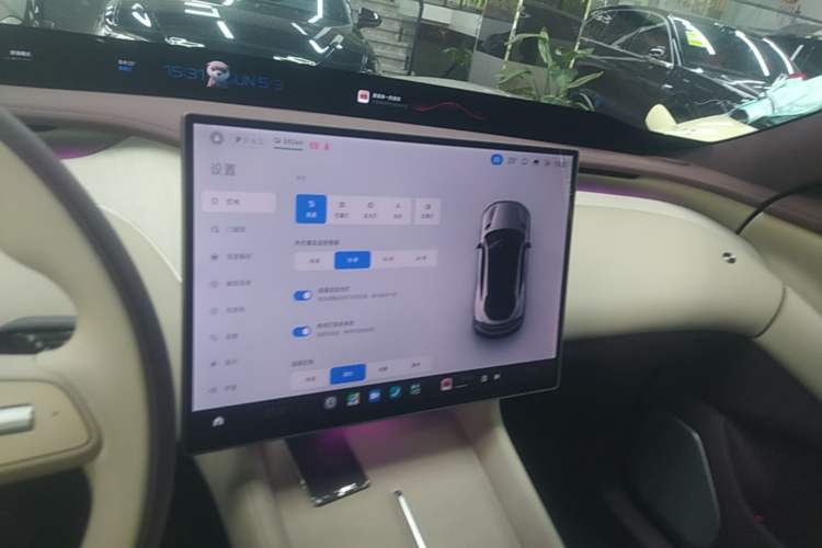Used Xiaomi Auto YU7 2025 Ultra-Long Range Rear-Wheel Drive Version Audio And AC Panel