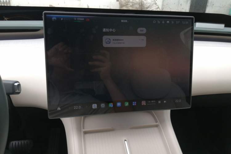 Used Xiaomi Auto YU7 2025 Ultra-Long Range High-Performance All-Wheel-Drive Max Edition Audio And AC Panel