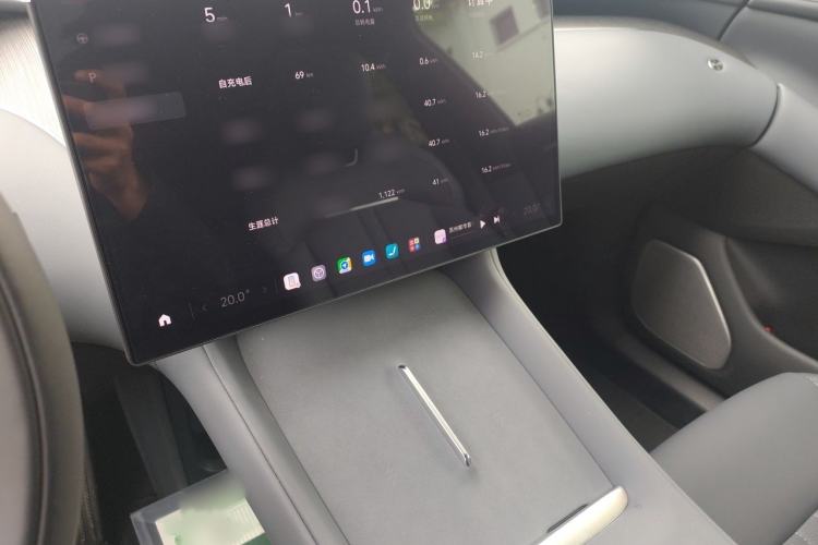 Used Xiaomi Auto YU7 2025 Ultra-Long Range All-Wheel Drive Pro Version Audio And AC Panel