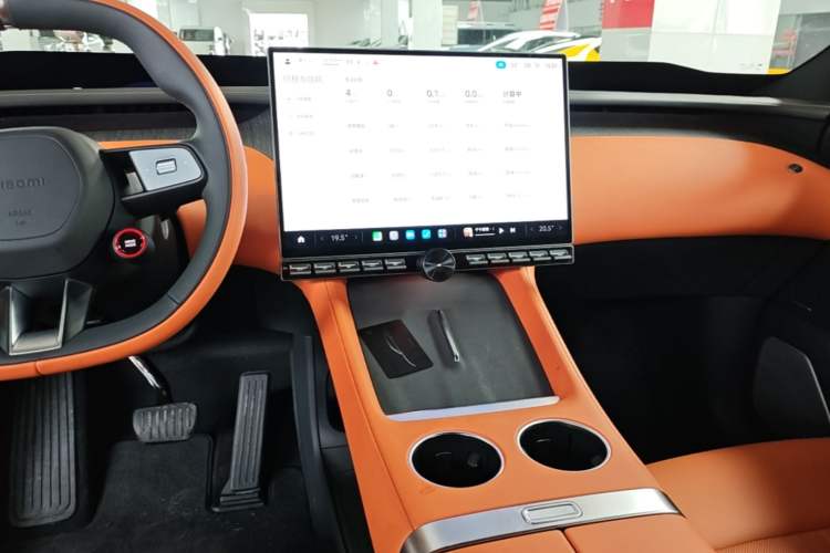 Used Xiaomi Auto YU7 2025 Ultra-Long Range All-Wheel Drive Pro Version Audio And AC Panel
