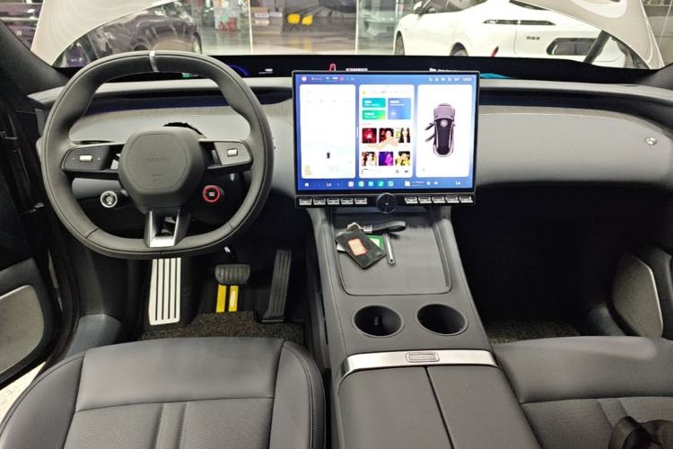 Used Xiaomi Auto YU7 2025 Ultra-Long Range Rear-Wheel Drive Version Center Console