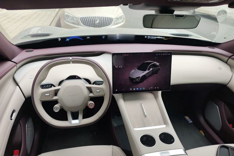 Used Xiaomi Auto YU7 2025 Ultra-Long Range Rear-Wheel Drive Version Center Console