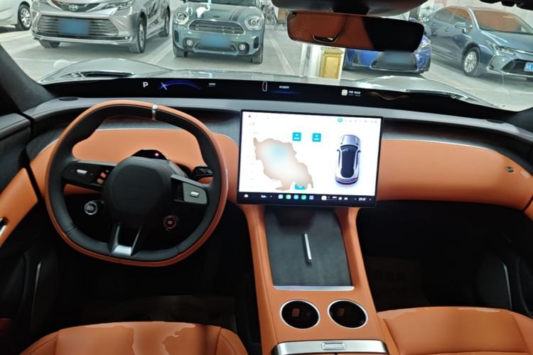 Used Xiaomi Auto YU7 2025 Ultra-Long Range High-Performance All-Wheel-Drive Max Edition Center Console