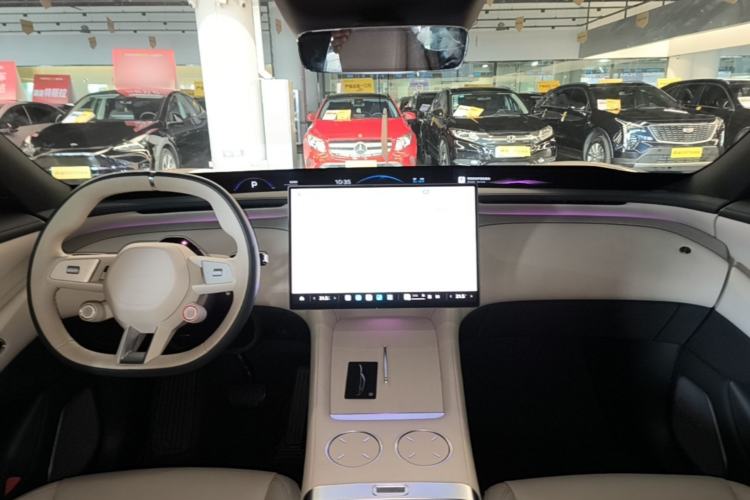 Used Xiaomi Auto YU7 2025 Ultra-Long Range All-Wheel Drive Pro Version Center Console