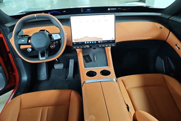 Used Xiaomi Auto YU7 2025 Ultra-Long Range All-Wheel Drive Pro Version Center Console