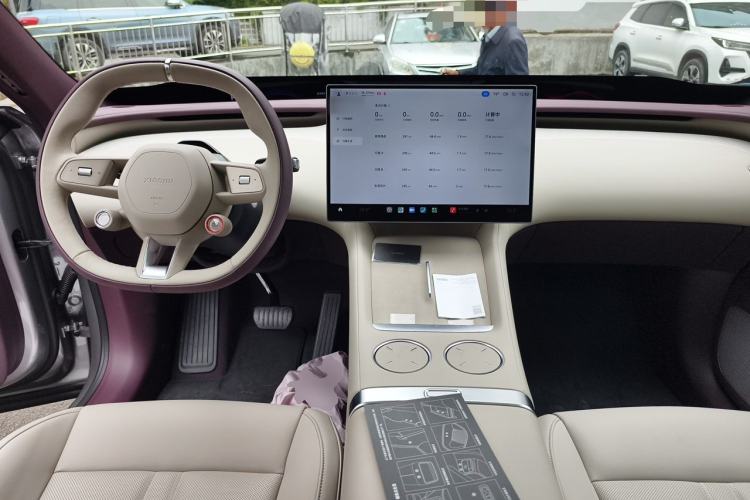 Used Xiaomi Auto YU7 2025 Ultra-Long Range All-Wheel Drive Pro Version Center Console