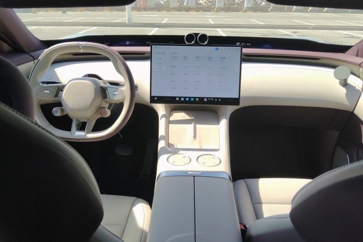 Used Xiaomi Auto YU7 2025 Ultra-Long Range All-Wheel Drive Pro Version Center Console