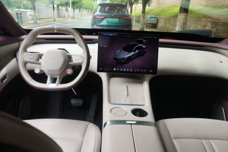 Used Xiaomi Auto YU7 2025 Ultra-Long Range All-Wheel Drive Pro Version Center Console