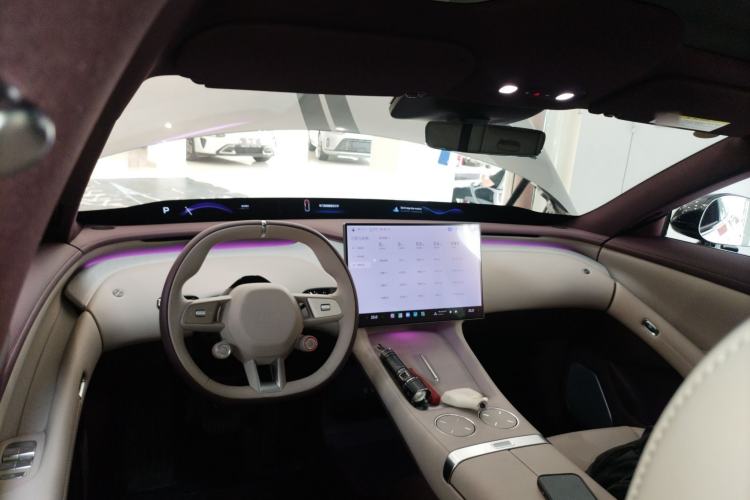 Used Xiaomi Auto YU7 2025 Ultra-Long Range All-Wheel Drive Pro Version Center Console
