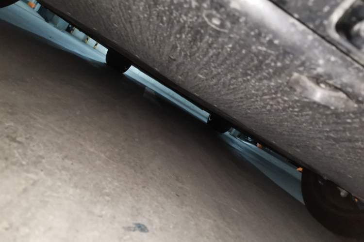 Used Xiaomi Auto YU7 2025 Ultra-Long Range High-Performance All-Wheel-Drive Max Edition Chassis Front