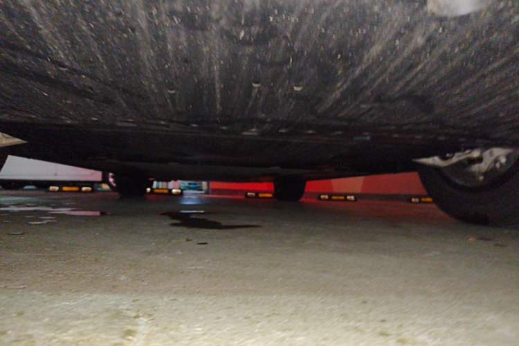Used Xiaomi Auto YU7 2025 Ultra-Long Range Rear-Wheel Drive Version Chassis Front