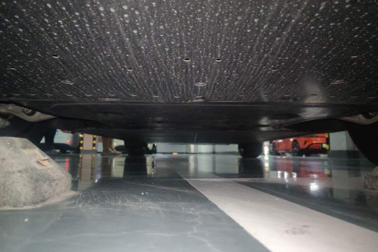 Used Xiaomi Auto YU7 2025 Ultra-Long Range Rear-Wheel Drive Version Chassis Front