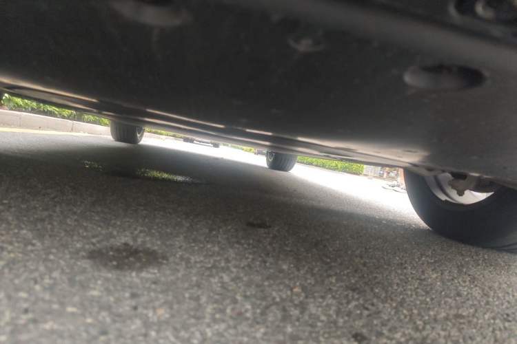 Used Xiaomi Auto YU7 2025 Ultra-Long Range All-Wheel Drive Pro Version Chassis Front