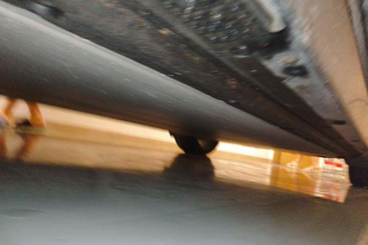 Used Xiaomi Auto YU7 2025 Ultra-Long Range All-Wheel Drive Pro Version Chassis Front Left