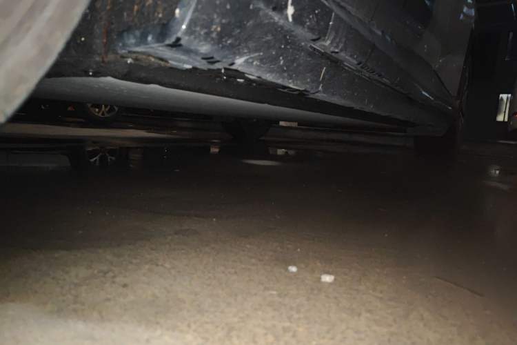 Used Xiaomi Auto YU7 2025 Ultra-Long Range Rear-Wheel Drive Version Chassis Front Left