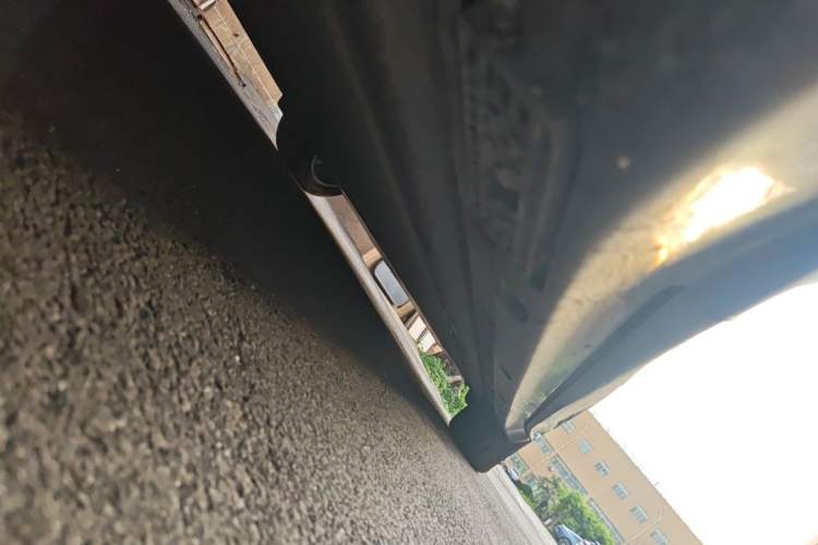 Used Xiaomi Auto YU7 2025 Ultra-Long Range All-Wheel Drive Pro Version Chassis Front Left