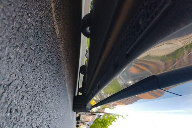 Used Xiaomi Auto YU7 2025 Ultra-Long Range Rear-Wheel Drive Version Chassis Front Left