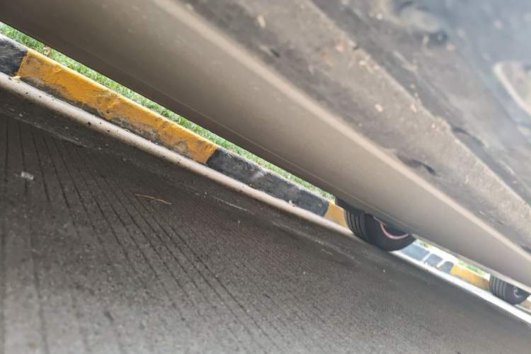 Used Xiaomi Auto YU7 2025 Ultra-Long Range Rear-Wheel Drive Version Chassis Front Left