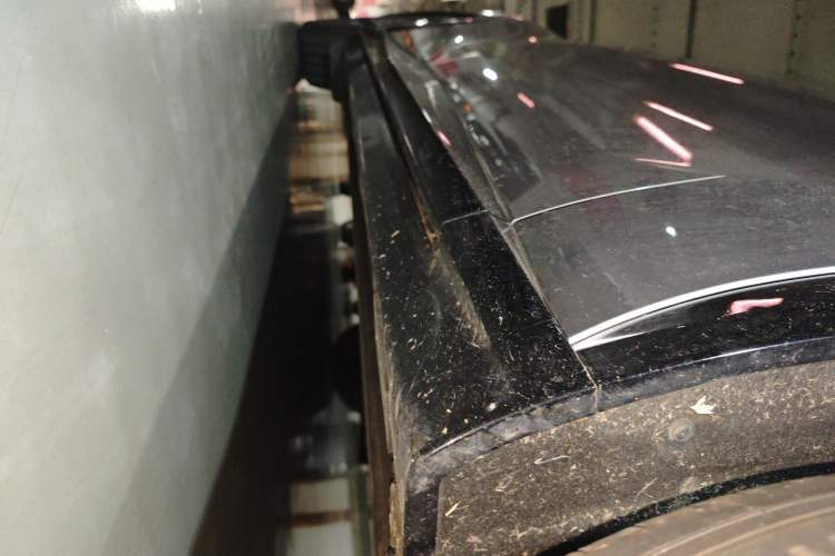 Used Xiaomi Auto YU7 2025 Ultra-Long Range All-Wheel Drive Pro Version Chassis Front Right