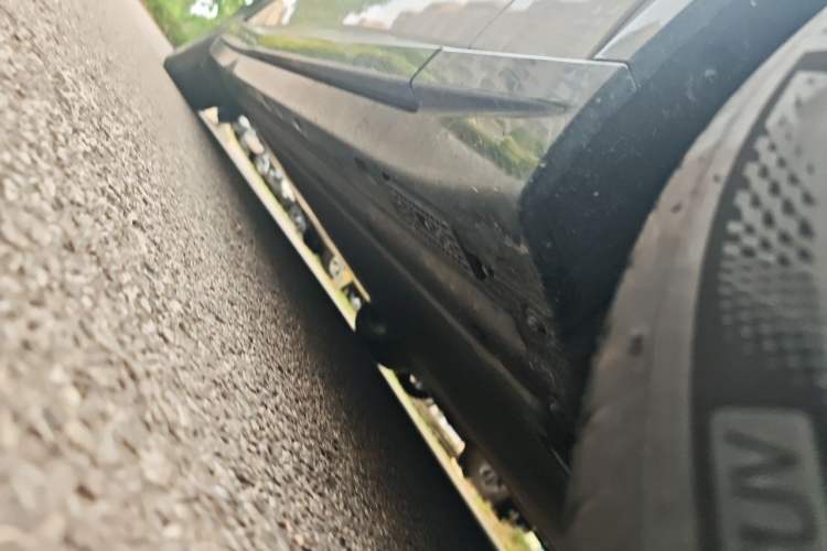 Used Xiaomi Auto YU7 2025 Ultra-Long Range All-Wheel Drive Pro Version Chassis Front Right