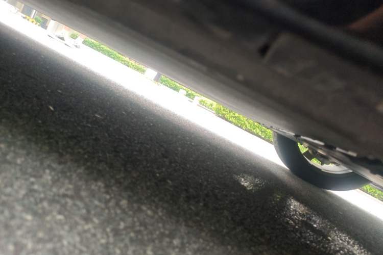 Used Xiaomi Auto YU7 2025 Ultra-Long Range All-Wheel Drive Pro Version Chassis Front Right