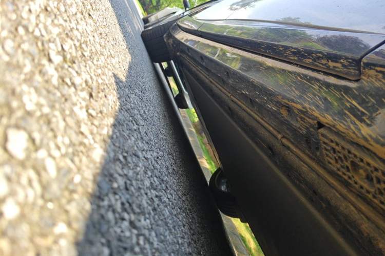 Used Xiaomi Auto YU7 2025 Ultra-Long Range High-Performance All-Wheel-Drive Max Edition Chassis Front Right