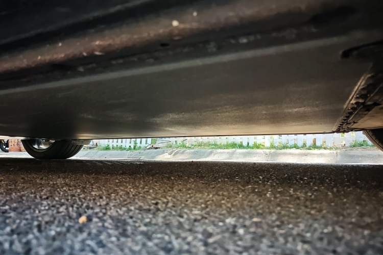 Used Xiaomi Auto YU7 2025 Ultra-Long Range High-Performance All-Wheel-Drive Max Edition Chassis Front Right