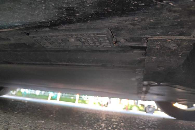 Used Xiaomi Auto YU7 2025 Ultra-Long Range All-Wheel Drive Pro Version Chassis Front Right
