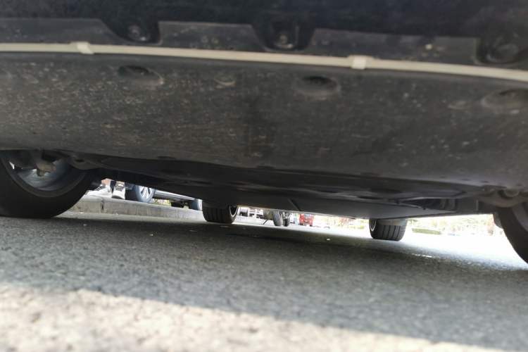 Used Xiaomi Auto YU7 2025 Ultra-Long Range All-Wheel Drive Pro Version Chassis Front
