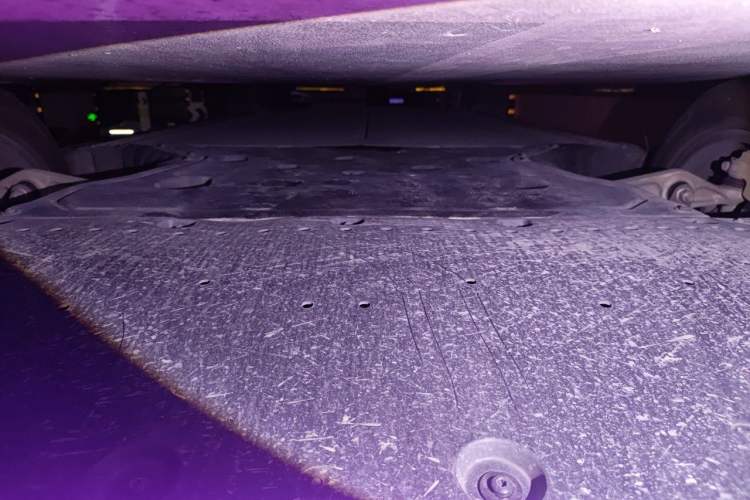Used Xiaomi Auto YU7 2025 Ultra-Long Range Rear-Wheel Drive Version Chassis Front